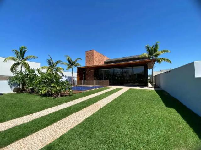 Casa / Sobrado em Condomínio para Venda em Rifaina/SP Residencial Enseada da Fronteira 5 Quartos