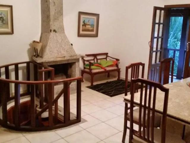 Casa / Sobrado em Condomínio para Venda em Rio Acima/MG Canto das Águas 4 Quartos