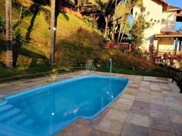 Casa / Sobrado em Condomínio para Venda em Rio Acima/MG Centro 5 Quartos
