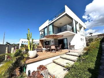 Casa / Sobrado em Condomínio para Venda em Rio das Ostras/RJ Alphaville 4 Quartos