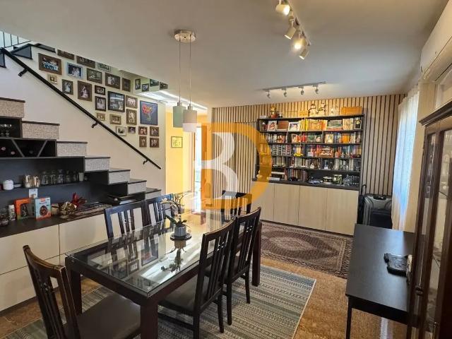 Casa / Sobrado em Condomínio para Venda em Rio das Ostras/RJ Alphaville 4 Quartos