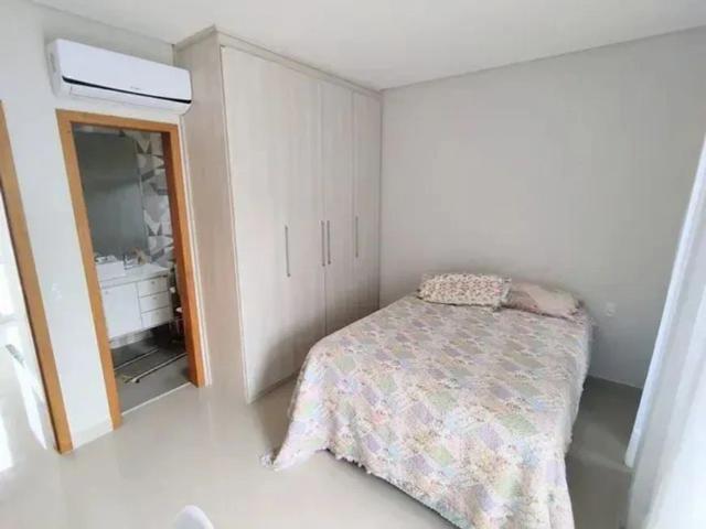 Casa / Sobrado em Condomínio para Venda em Rio das Ostras/RJ Alphaville 3 Quartos