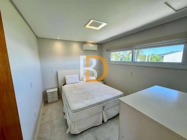 Casa / Sobrado em Condomínio para Venda em Rio das Ostras/RJ Mar do Norte 3 Quartos