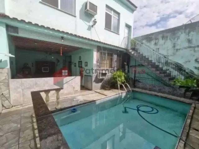 Casa / Sobrado em Condomínio para Venda em Rio de Janeiro/RJ Colégio 4 Quartos