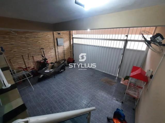 Casa / Sobrado em Condomínio para Venda em Rio de Janeiro/RJ Colégio 2 Quartos