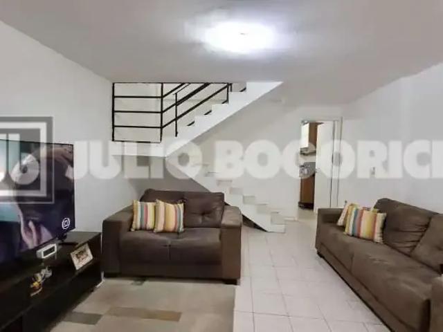 Casa / Sobrado em Condomínio para Venda em Rio de Janeiro/RJ Cavalcanti 2 Quartos