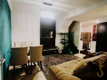 Casa à venda em Praça Delfos - Varanda