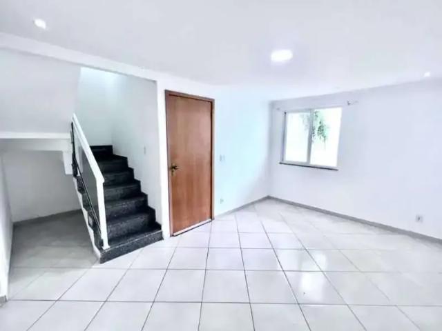 Casa / Sobrado em Condomínio para Venda em Rio de Janeiro/RJ Curicica 2 Quartos
