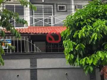 Casa à venda em Praça Delfos - Terraço