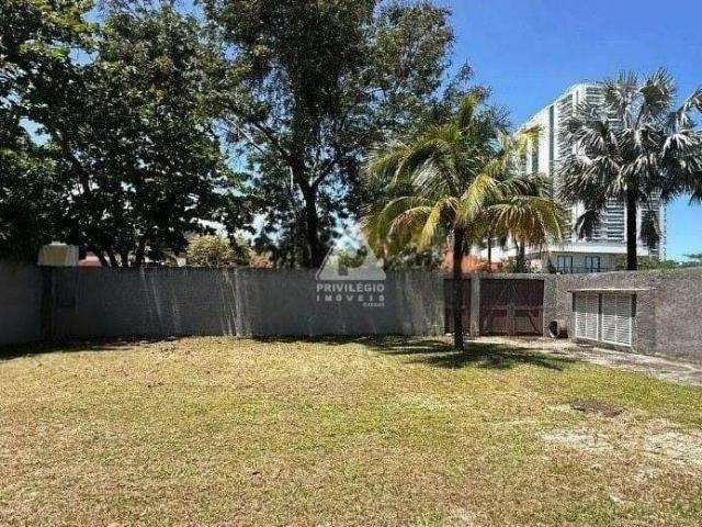 Casa / Sobrado em Condomínio para Venda em Rio de Janeiro/RJ Barra da Tijuca 4 Quartos