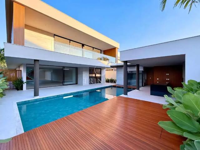 Casa / Sobrado em Condomínio para Venda em Rio de Janeiro/RJ Barra da Tijuca 5 Quartos