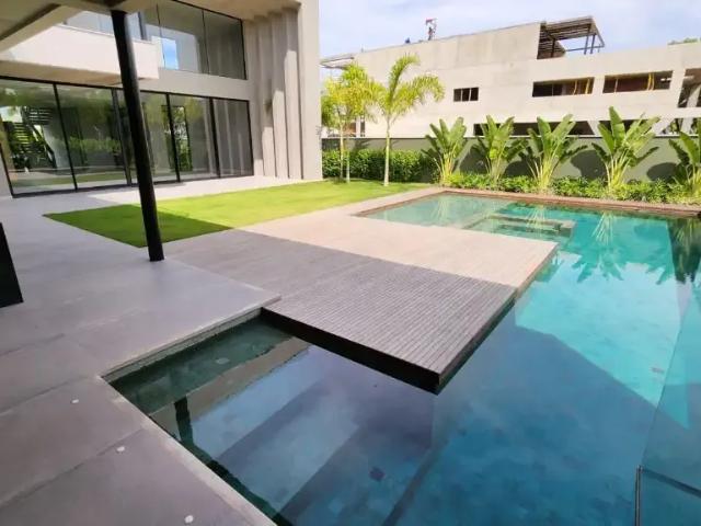 Casa / Sobrado em Condomínio para Venda em Rio de Janeiro/RJ Barra da Tijuca 5 Quartos