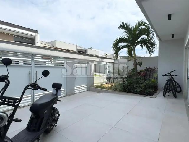Casa / Sobrado em Condomínio para Venda em Rio de Janeiro/RJ Guaratiba 4 Quartos