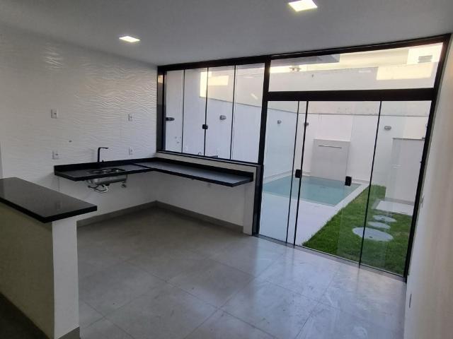 Casa / Sobrado em Condomínio para Venda em Rio de Janeiro/RJ Guaratiba 4 Quartos