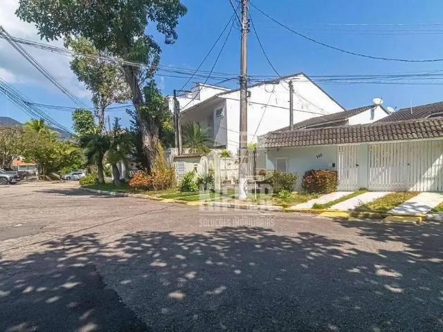 Casa / Sobrado em Condomínio para Venda em Rio de Janeiro/RJ Freguesia Jacarepaguá 3 Quartos