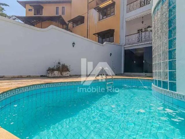 Casa / Sobrado em Condomínio para Venda em Rio de Janeiro/RJ Freguesia Jacarepaguá 3 Quartos