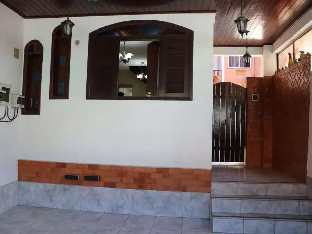 Casa / Sobrado em Condomínio para Venda em Rio de Janeiro/RJ Irajá 3 Quartos