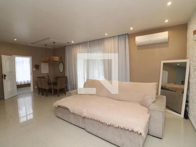 Casa / Sobrado em Condomínio para Venda em Rio de Janeiro/RJ Jardim Guanabara 10 Quartos