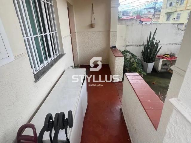 Casa / Sobrado em Condomínio para Venda em Rio de Janeiro/RJ Marechal Hermes 2 Quartos