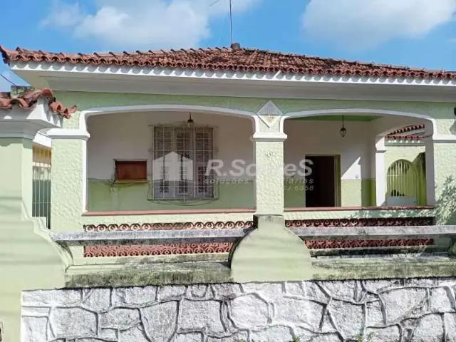 Casa / Sobrado em Condomínio para Venda em Rio de Janeiro/RJ Marechal Hermes 3 Quartos