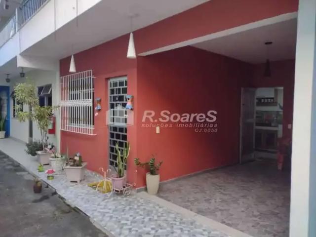 Casa / Sobrado em Condomínio para Venda em Rio de Janeiro/RJ Marechal Hermes 3 Quartos