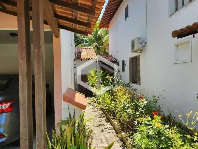 Casa / Sobrado em Condomínio para Venda em Rio de Janeiro/RJ Santa Cruz 4 Quartos