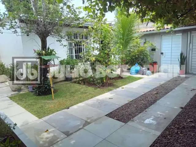 Casa / Sobrado em Condomínio para Venda em Rio de Janeiro/RJ Pechincha 2 Quartos