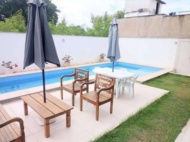 Casa / Sobrado em Condomínio para Venda em Rio de Janeiro/RJ Pedra de Guaratiba 4 Quartos