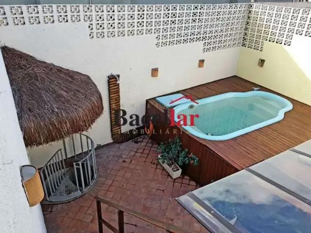 Casa / Sobrado em Condomínio para Venda em Rio de Janeiro/RJ Penha 3 Quartos