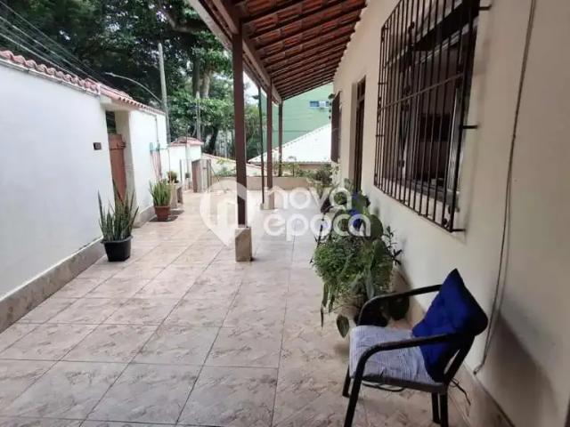 Casa / Sobrado em Condomínio para Venda em Rio de Janeiro/RJ Pitangueiras 4 Quartos