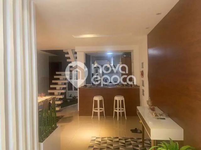 Casa / Sobrado em Condomínio para Venda em Rio de Janeiro/RJ Pilares 3 Quartos