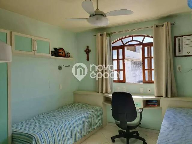 Casa / Sobrado em Condomínio para Venda em Rio de Janeiro/RJ Praça Seca 3 Quartos