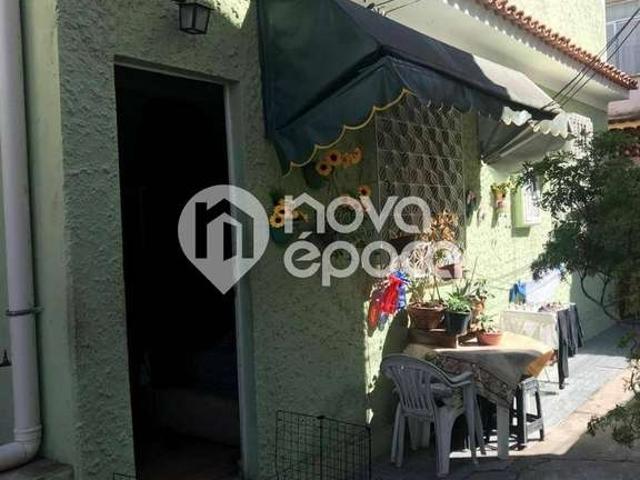 Casa / Sobrado em Condomínio para Venda em Rio de Janeiro/RJ Quintino Bocaiúva 2 Quartos