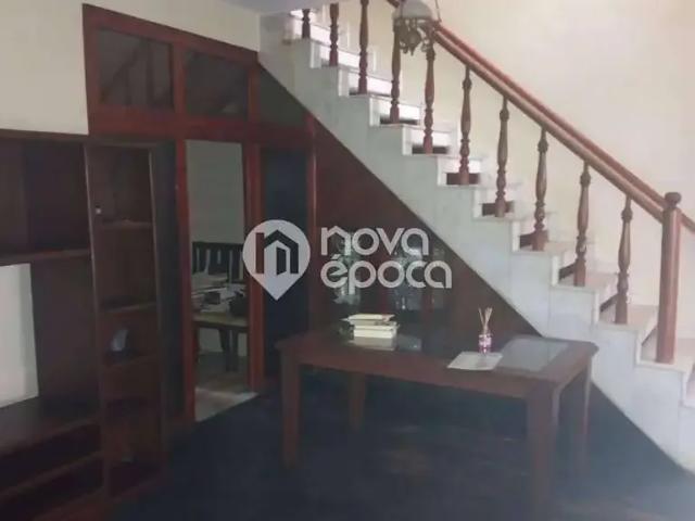 Casa / Sobrado em Condomínio para Venda em Rio de Janeiro/RJ Ramos 4 Quartos