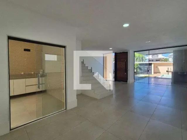 Casa / Sobrado em Condomínio para Venda em Rio de Janeiro/RJ Recreio dos Bandeirantes 3 Quartos
