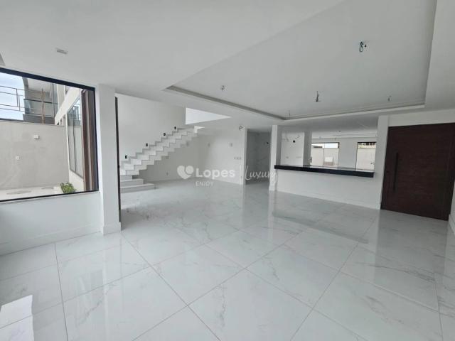 Casa / Sobrado em Condomínio para Venda em Rio de Janeiro/RJ Recreio dos Bandeirantes 4 Quartos