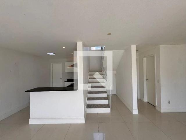 Casa / Sobrado em Condomínio para Venda em Rio de Janeiro/RJ Recreio dos Bandeirantes 4 Quartos
