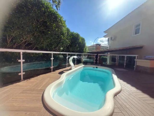 Casa / Sobrado em Condomínio para Venda em Rio de Janeiro/RJ Recreio dos Bandeirantes 4 Quartos