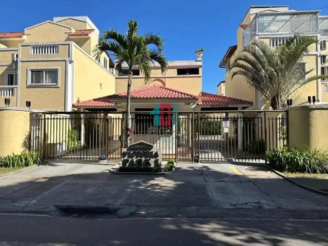 Casa / Sobrado em Condomínio para Venda em Rio de Janeiro/RJ Recreio dos Bandeirantes 4 Quartos