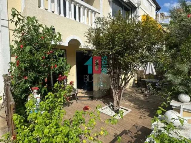 Casa / Sobrado em Condomínio para Venda em Rio de Janeiro/RJ Recreio dos Bandeirantes 4 Quartos