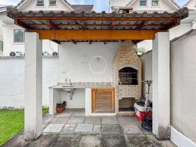 Casa / Sobrado em Condomínio para Venda em Rio de Janeiro/RJ Recreio dos Bandeirantes 4 Quartos