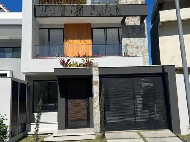 Casa / Sobrado em Condomínio para Venda em Rio de Janeiro/RJ Recreio dos Bandeirantes 5 Quartos
