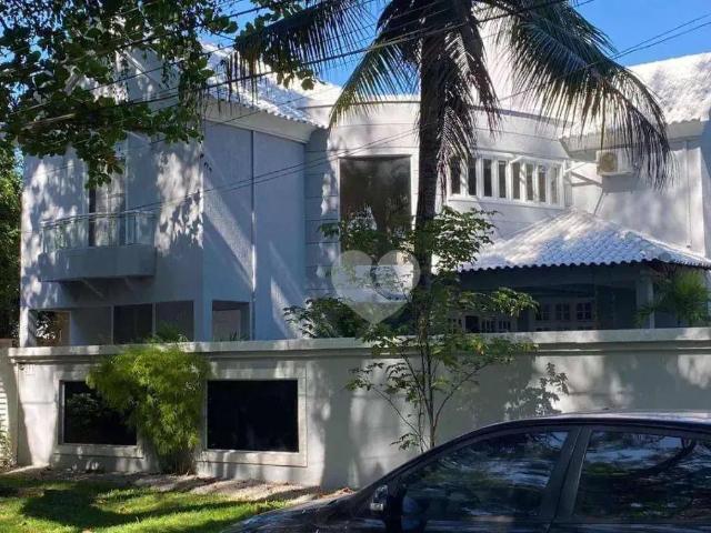 Casa / Sobrado em Condomínio para Venda em Rio de Janeiro/RJ Recreio dos Bandeirantes 8 Quartos