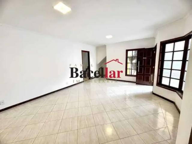 Casa / Sobrado em Condomínio para Venda em Rio de Janeiro/RJ Vargem Grande 4 Quartos