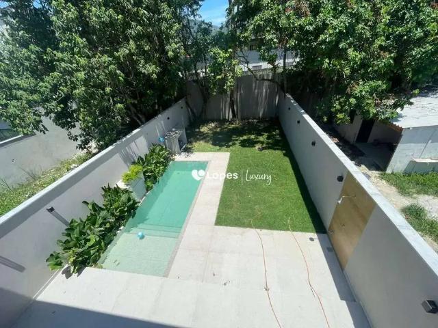 Casa / Sobrado em Condomínio para Venda em Rio de Janeiro/RJ Vargem Grande 4 Quartos