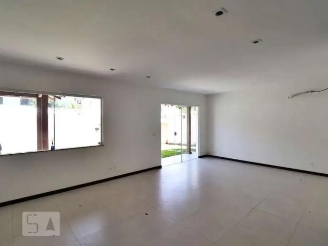 Casa / Sobrado em Condomínio para Venda em Rio de Janeiro/RJ Vargem Grande 4 Quartos