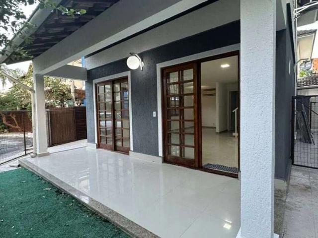Casa / Sobrado em Condomínio para Venda em Rio de Janeiro/RJ Vargem Pequena 3 Quartos