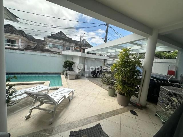 Casa / Sobrado em Condomínio para Venda em Rio de Janeiro/RJ Vargem Pequena 3 Quartos