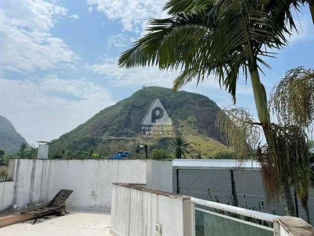 Casa / Sobrado em Condomínio para Venda em Rio de Janeiro/RJ Vargem Pequena 4 Quartos