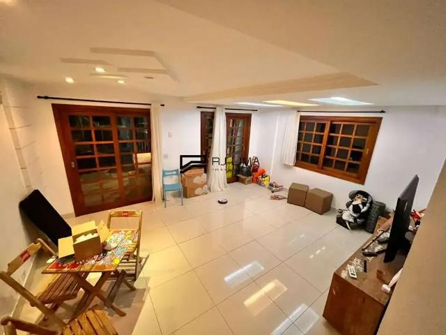 Casa / Sobrado em Condomínio para Venda em Rio de Janeiro/RJ Vargem Pequena 4 Quartos